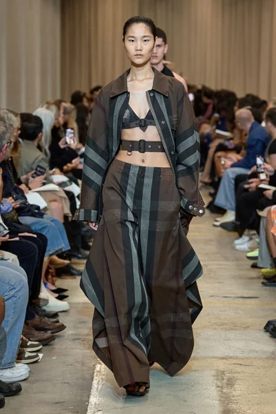 Look 47